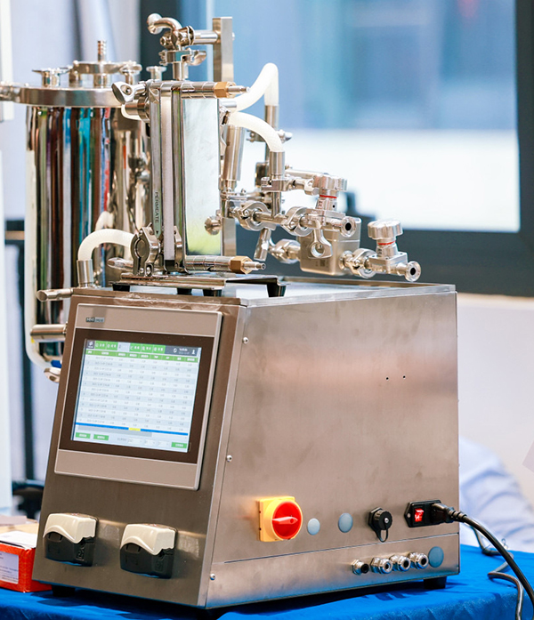 自動切向流超濾系統(tǒng) 自動切向流超濾系統(tǒng)